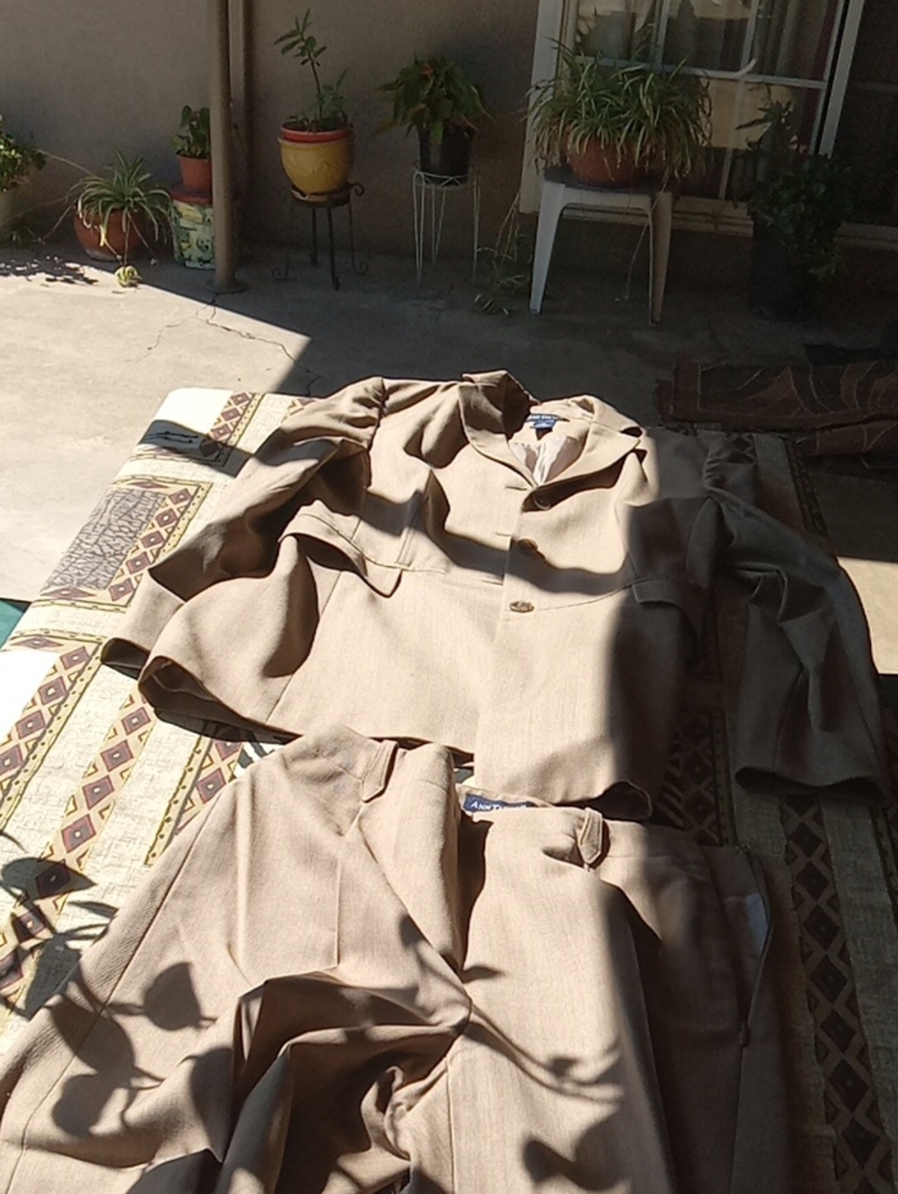 DARK TAN ANN TAYLOR TWO -PEICE BLAZER AND PANTS  SUIT